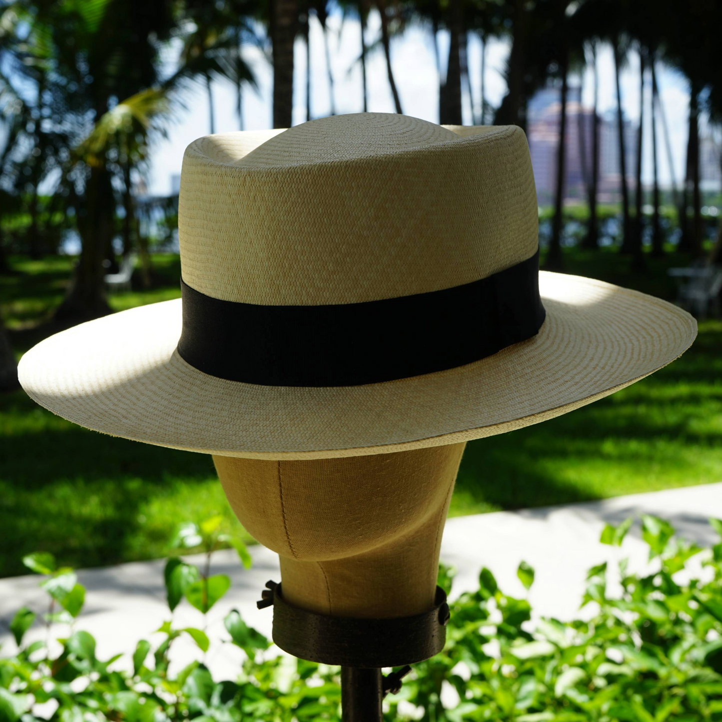 Deluxe Montecristi Hand Woven Gambler Hat (Fine Weave)
