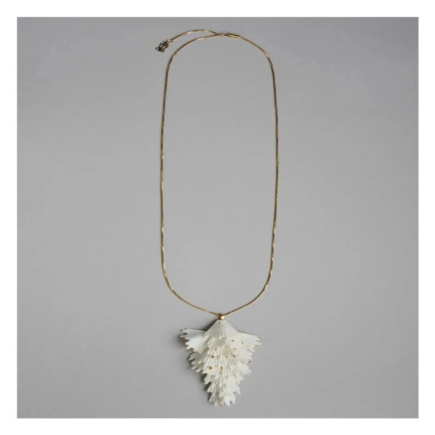 Actinia Pendant - White and Gold Luster