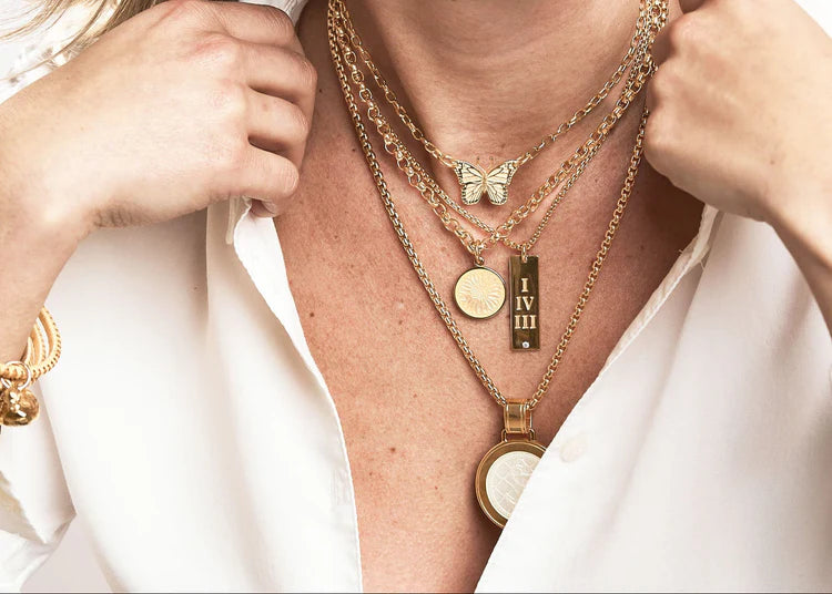 Colby Davis: Butterfly Gold Vermeil Bar Necklace