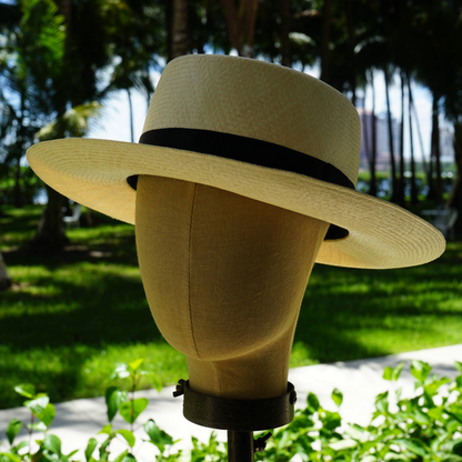 Deluxe Montecristi Hand Woven Gambler Hat (Fine Weave)