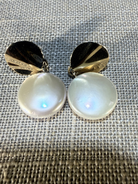 Hanging Flat Pearl Earrings